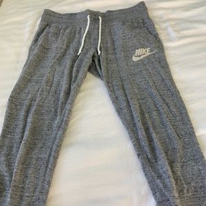 Gray sweatpants!